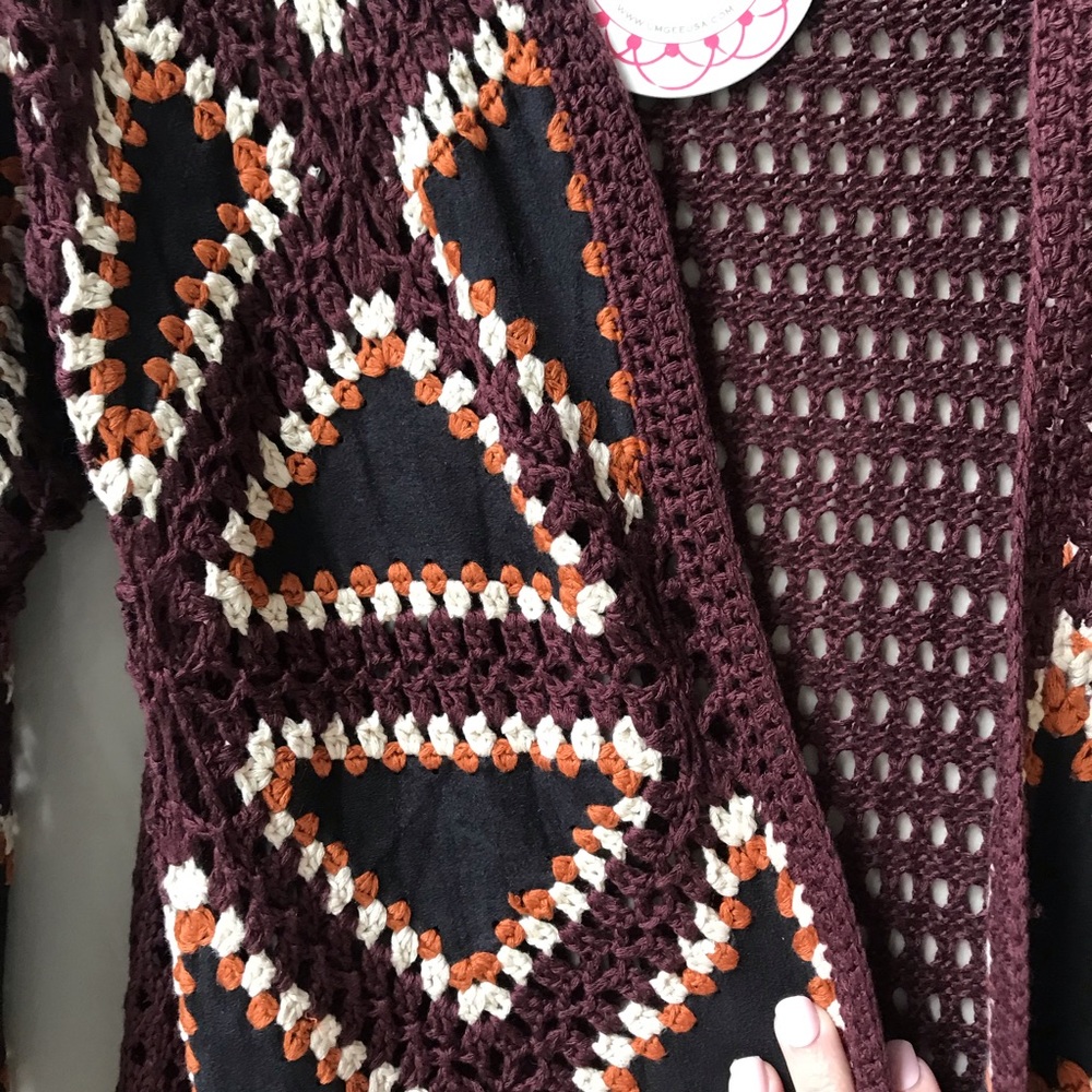 Umgee Long Crochet Cardigan Size M - Picture 7 of 14